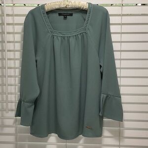 Casual Sage Green Peasant Blouse by Andrew Marc; Sz L